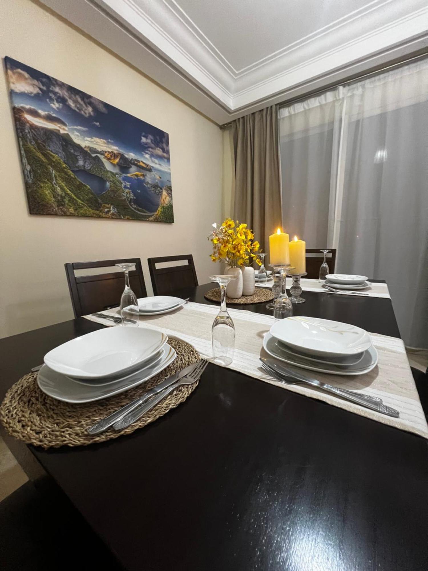 Beautiful, Great Equipped 122 M Holiday Apartment Near Majorelle Garden And Gueliz With Pool Views And A Large Balcony And Terrace Marrakesh Exterior foto